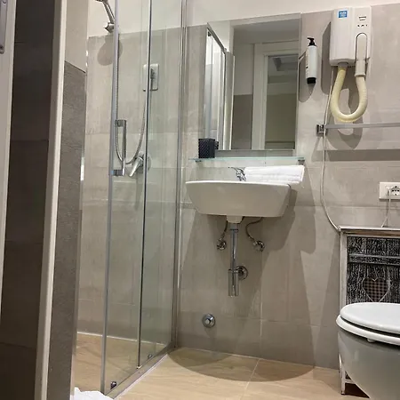 فندق مبيت وإفطار Andy&lu روما